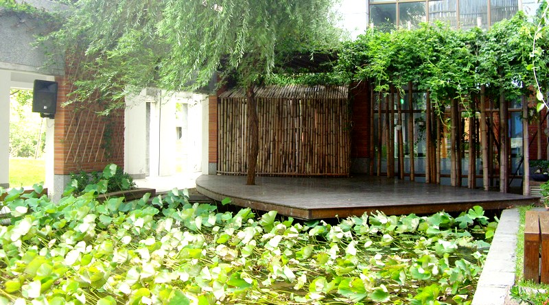 水舞台 Lotus Pond Stage